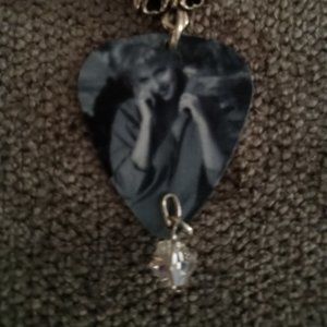 MARILYN MONROE GUITAR PICK NECKLACE & EARRINGS SET